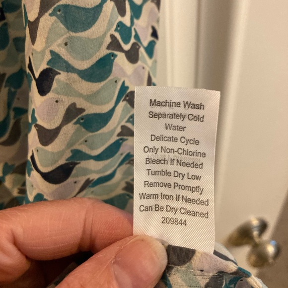 Cabi sheer tweet bird wrap shell - Picture 7 of 10